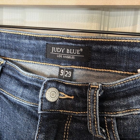 Judy Blue high-waisted dark wash flare jeans angled side seam Sz 9/29T 33 Inseam - Picture 3 of 6